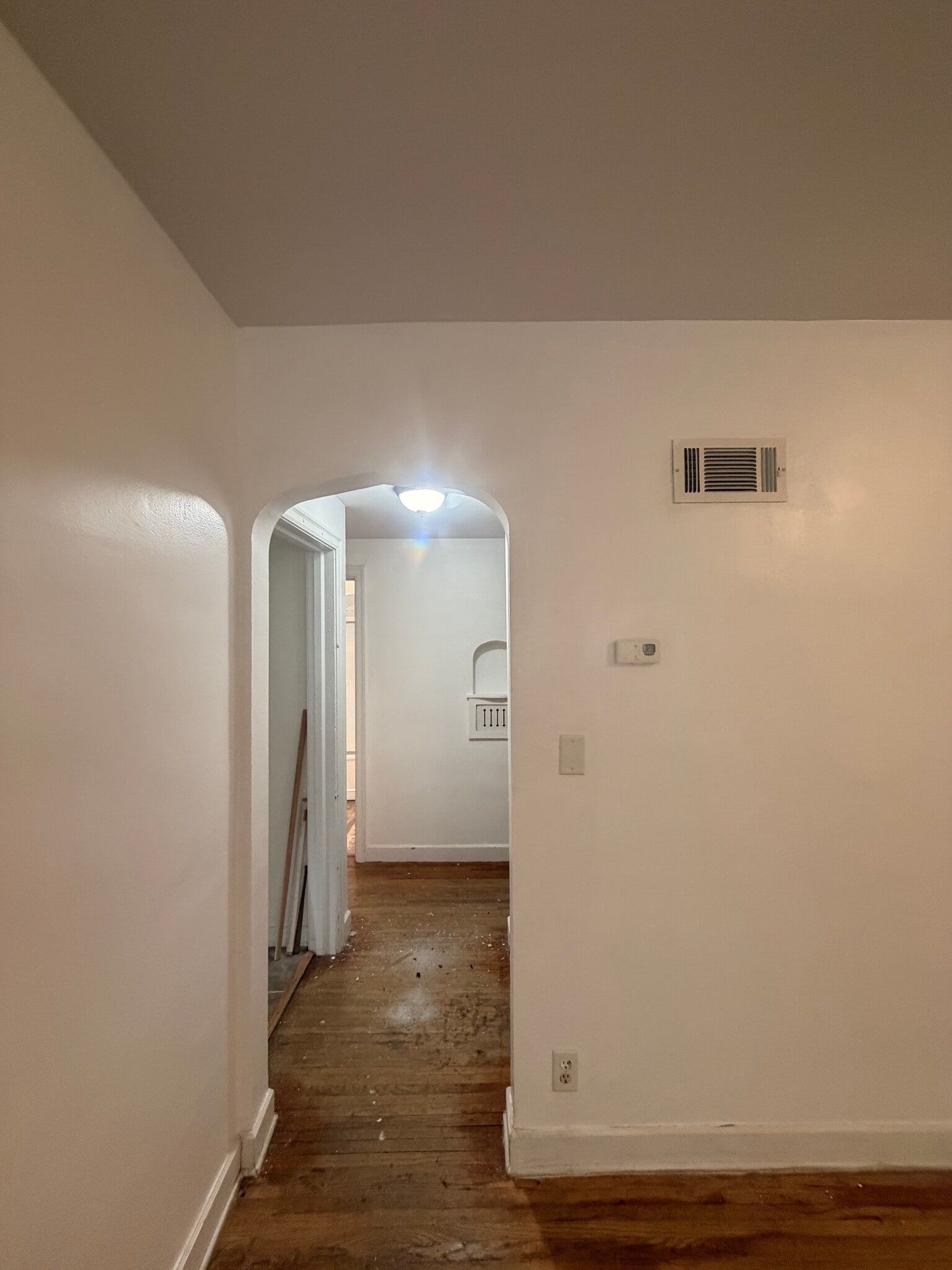 Building Photo - 1332 N 4th St