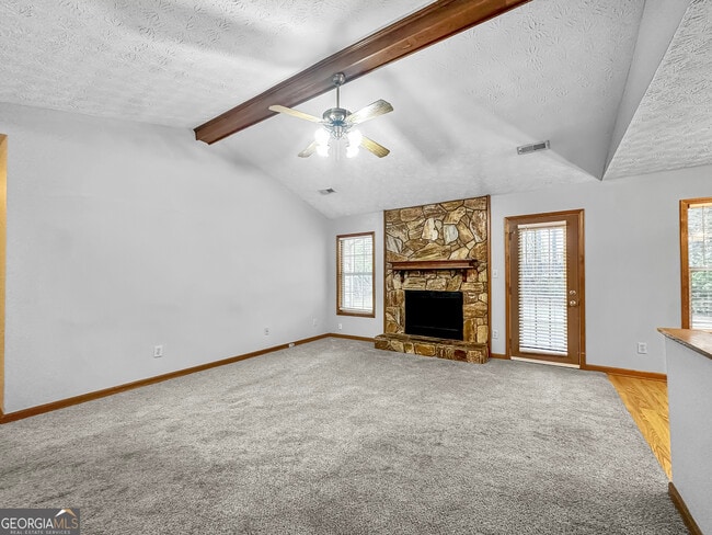 Building Photo - 290 Cornwallis Way