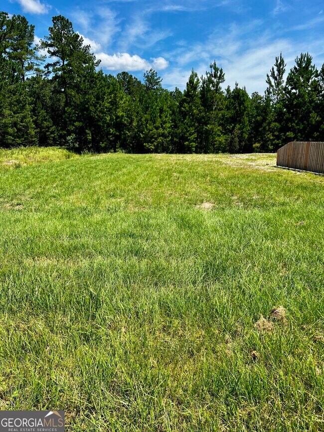 Building Photo - 204 Park View Ln