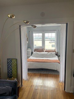 Building Photo - 264 E Boston St