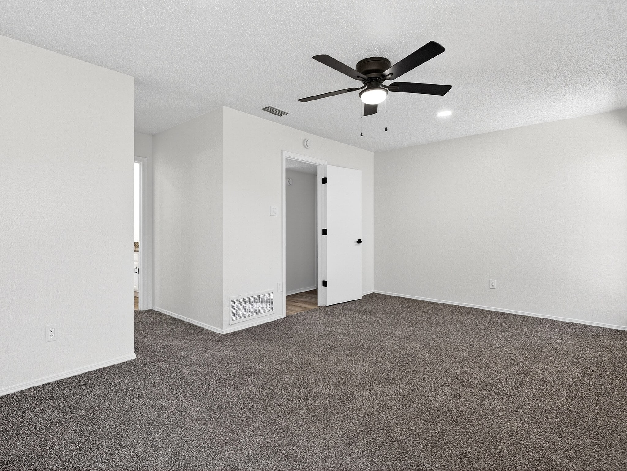 Building Photo - 3808 Glover Dr