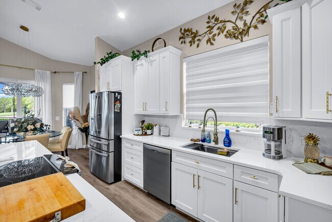 Building Photo - 7327 Marsh Terrace