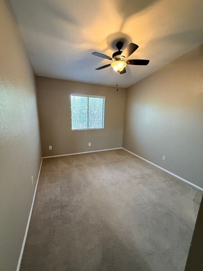 Building Photo - 3700 E Casper Dr