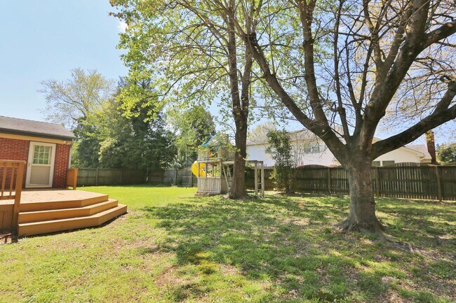 Building Photo - 1321 Conrad Ln