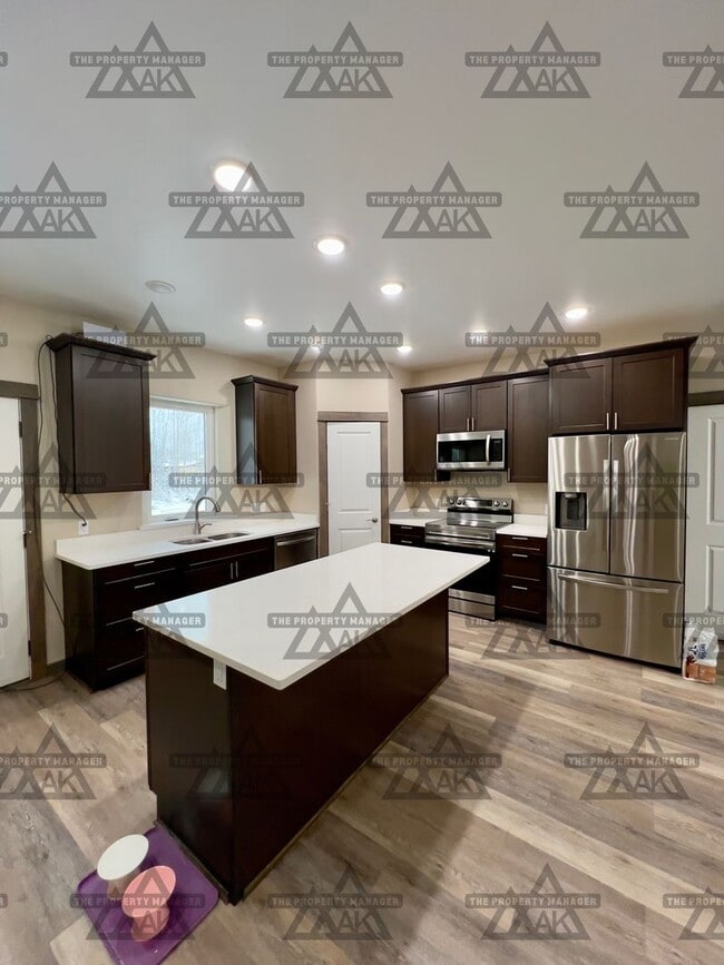 Building Photo - Beautiful 3-Bedroom, 2-Bath Home in North ...