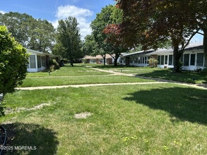 Building Photo - 1174C Clydebank Ct