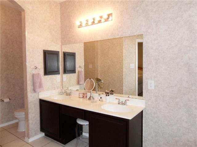 Building Photo - 12661 Black Cherry Ln