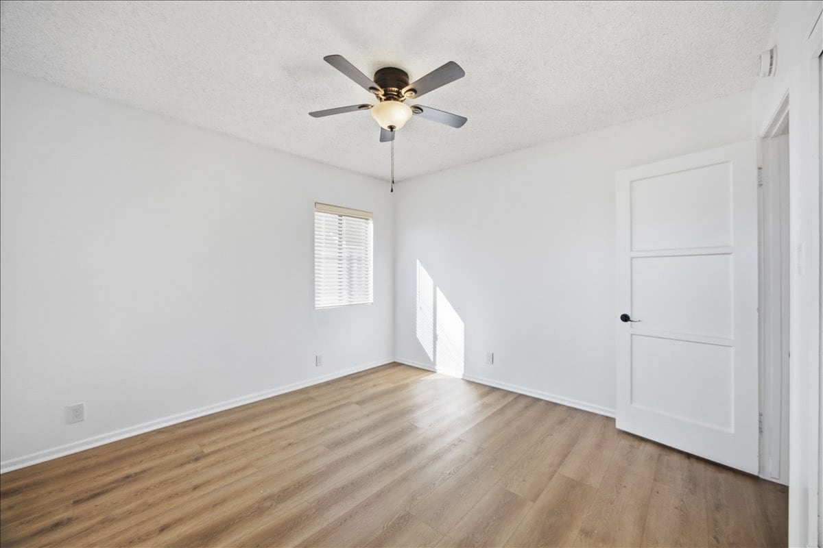 Building Photo - 819 N Maria Ave