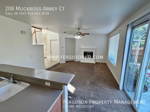 Building Photo - 208 Muckross Abbey Ct