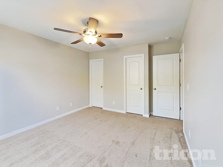 Building Photo - 2004 Blue Rock Ct