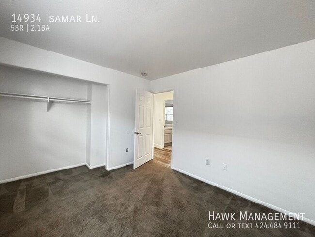 Building Photo - 14934 Isamar Ln
