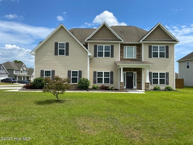 Primary Photo - 110 Regatta Way