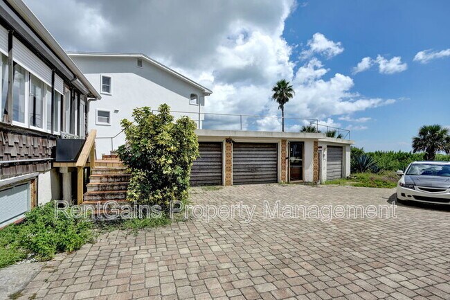 Building Photo - 5084 Atlantic View