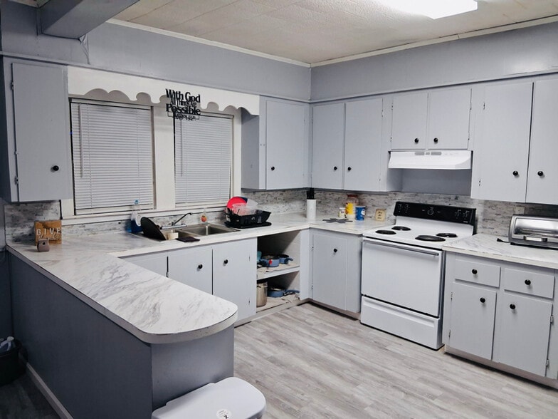 Building Photo - 117 Norma Ave