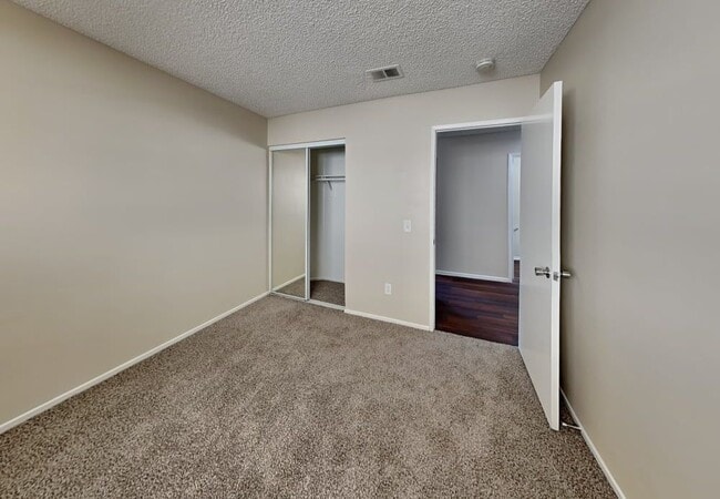 Building Photo - 2024 W Sago Palm Rd