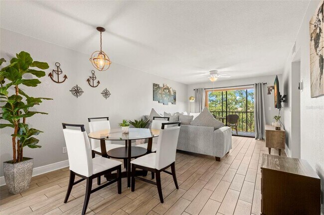 Building Photo - 5817 Park St N