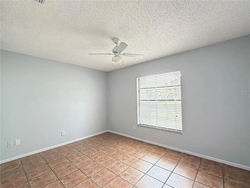 Building Photo - 9923 Castleton St