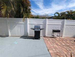 Building Photo - 3070 Gulf Gate Dr