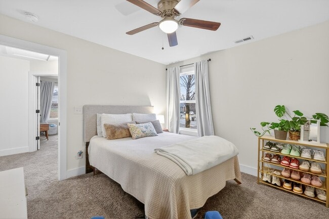 Building Photo - 4103 Main St