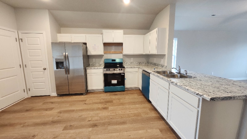 Building Photo - 4011 McKenzie Dr SW