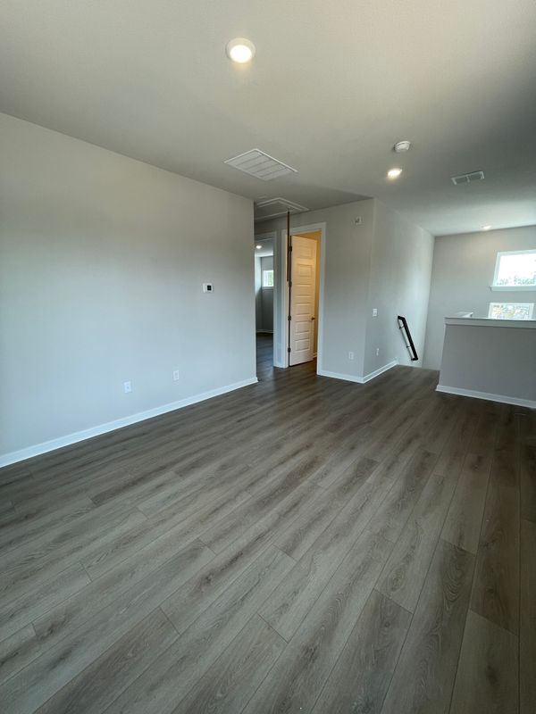 Building Photo - 4701 Wally Ave