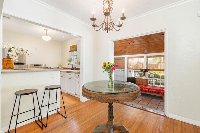 Building Photo - 341 Nottingham Blvd