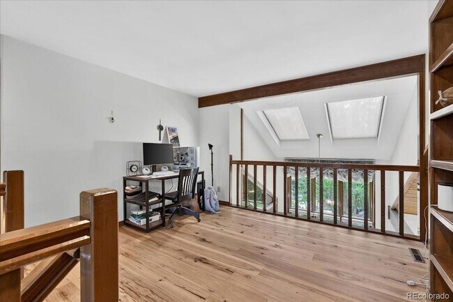 Building Photo - 10193 Meade Ct