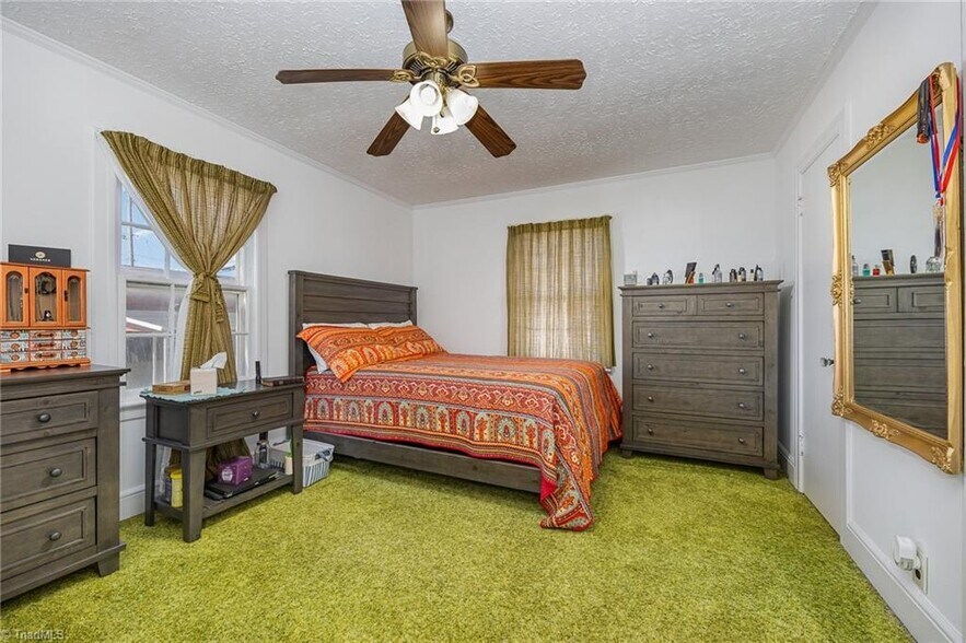 Building Photo - 1668 Old US Highway 52