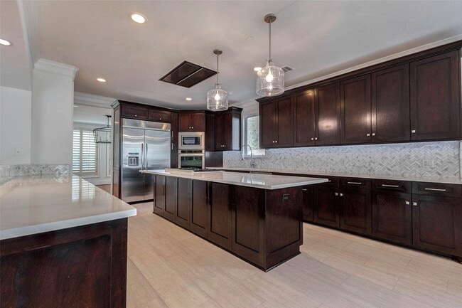 Building Photo - 5410 Valerie St