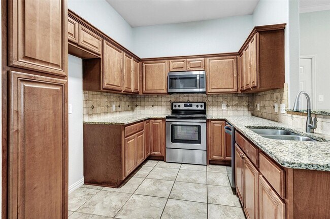 Building Photo - 213 Wyndham Meadows Way