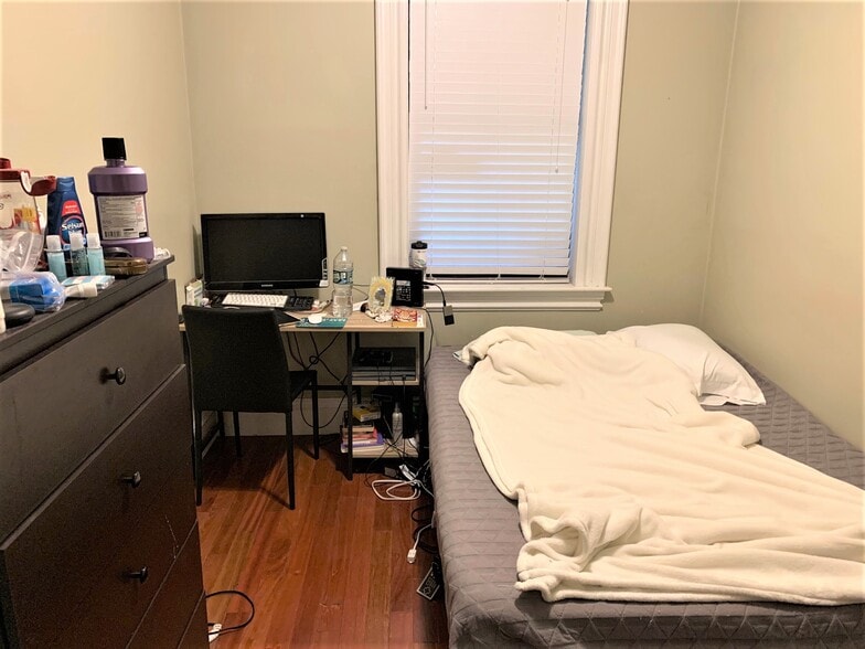 Building Photo - 21 Worthington St