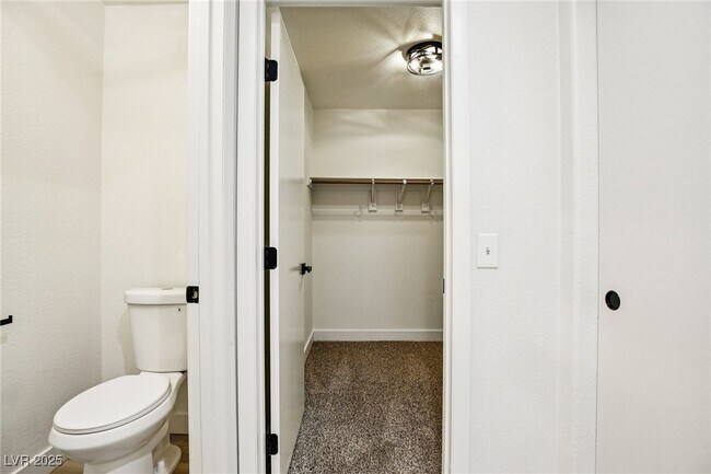 Building Photo - 6027 Riflecrest Ave