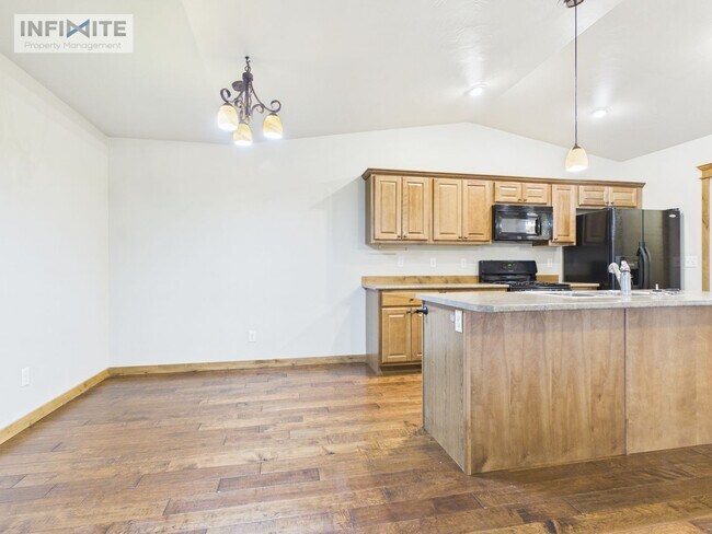 Building Photo - 50 Sage Bloom Ct