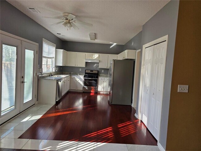 Building Photo - 4314 Shillham Ct