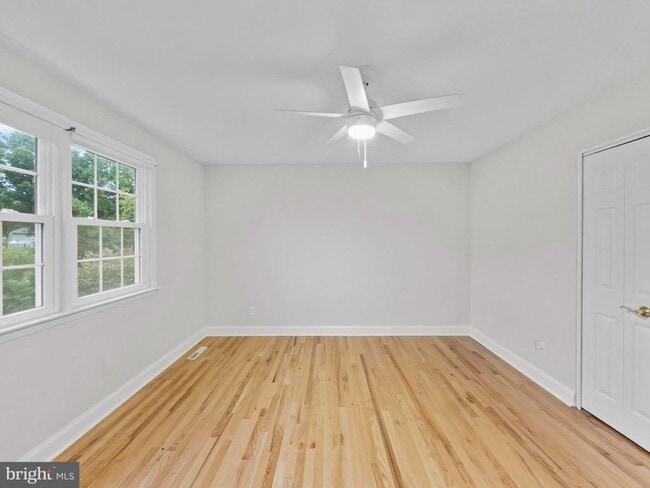 Building Photo - 10034 Chatelaine Cir