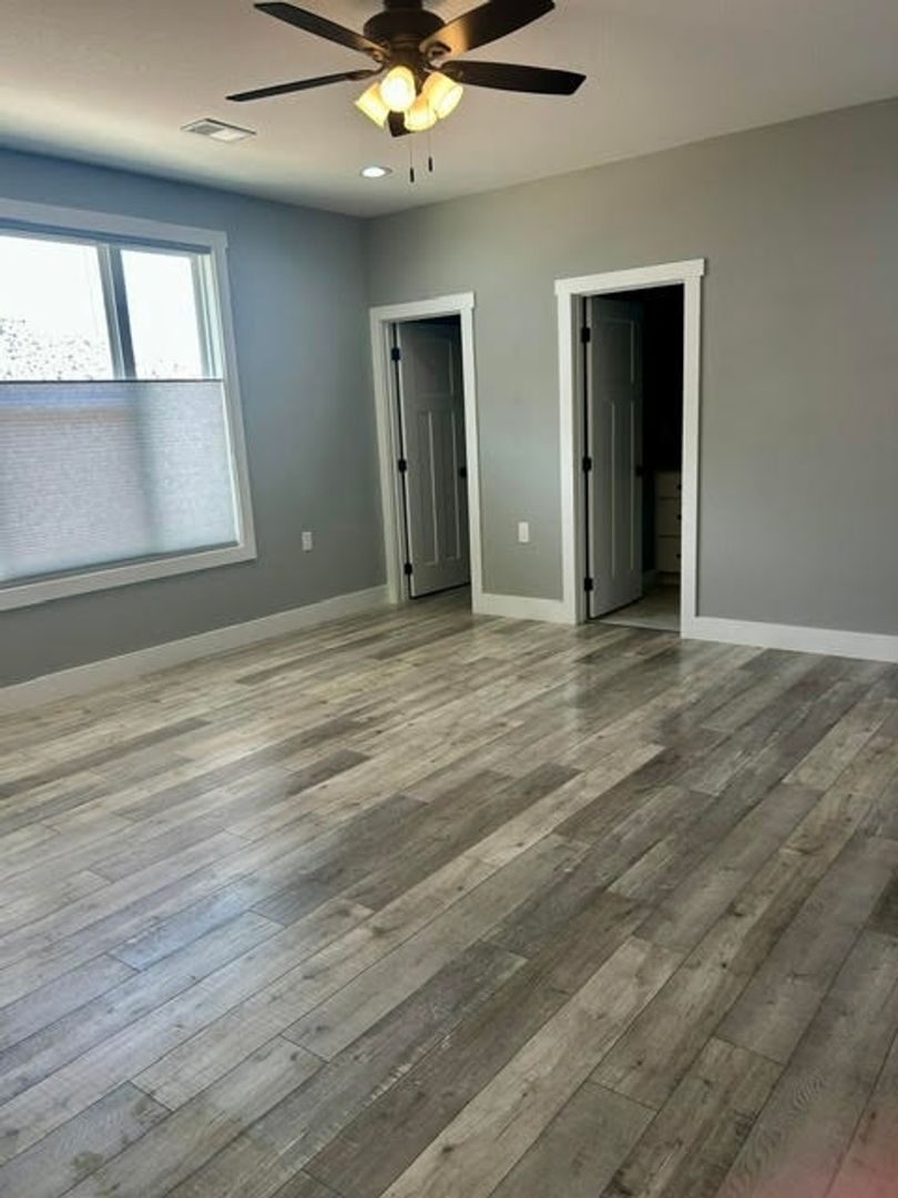 Building Photo - 166 Lakeshore Bay Dr