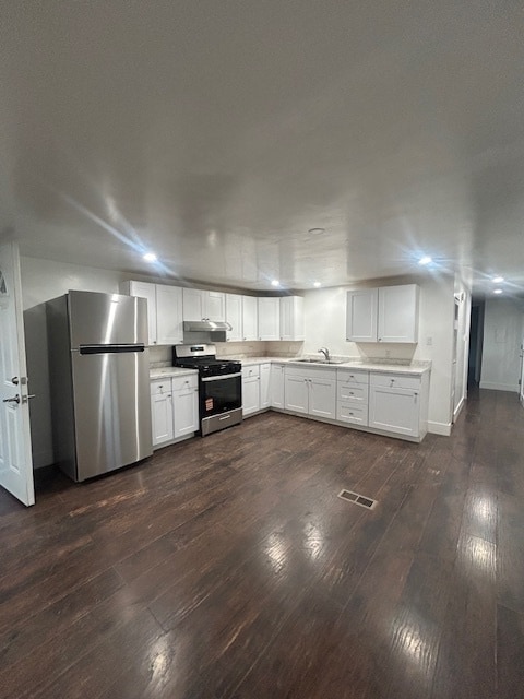 Building Photo - 5682 Lupin Dr