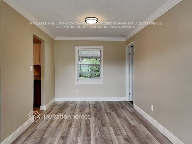 Building Photo - 1557 Nottingham Dr