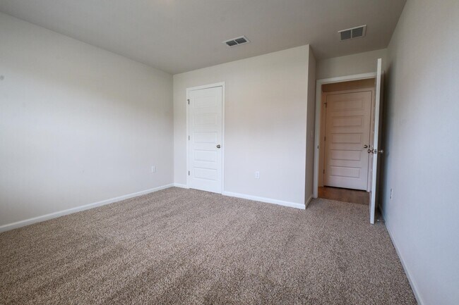 Building Photo - 3993 Brownstone Wy
