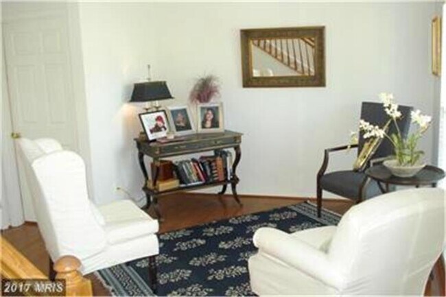 Building Photo - 1114 Anderson St