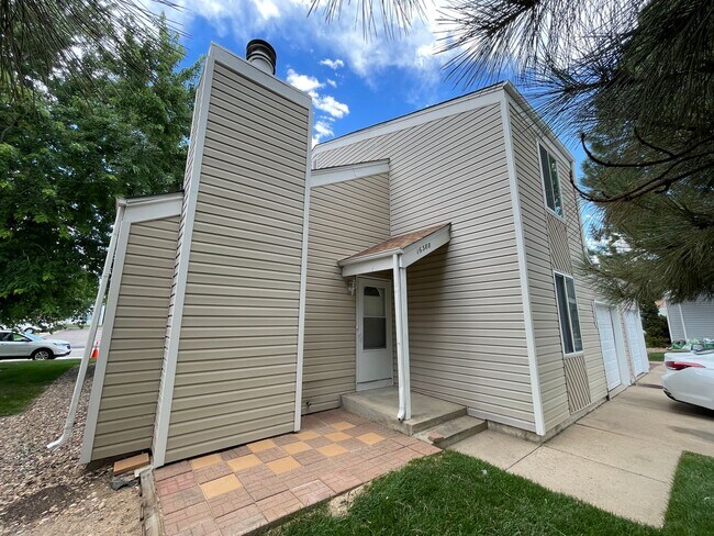 Building Photo - Charming Home on a Quiet Cul-de-Sac Surrou...