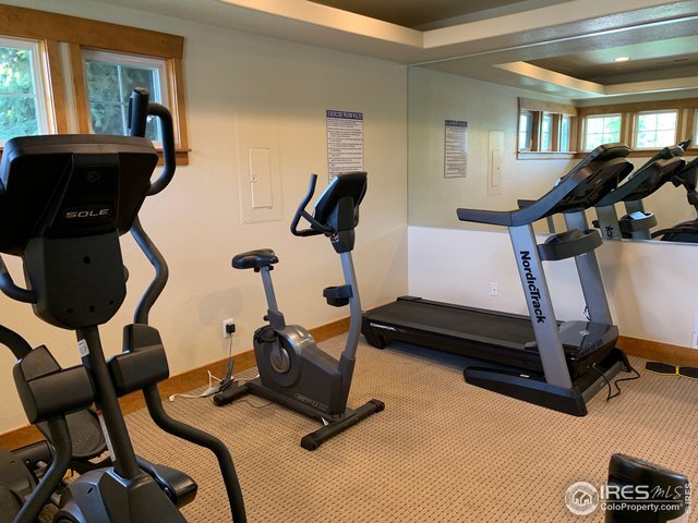 Building Photo - 4755 Hahns Peak Dr