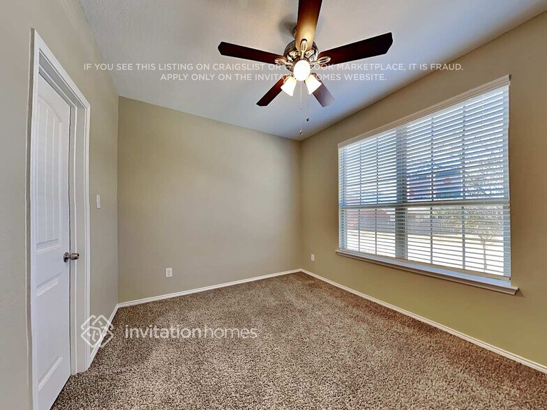 Building Photo - 3205 Peninsula Trail