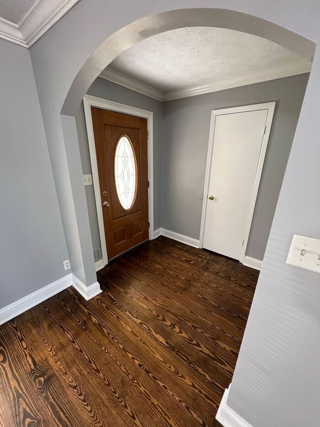 Building Photo - Huge 5 bedroom home in Lawrenceville NOW READY!