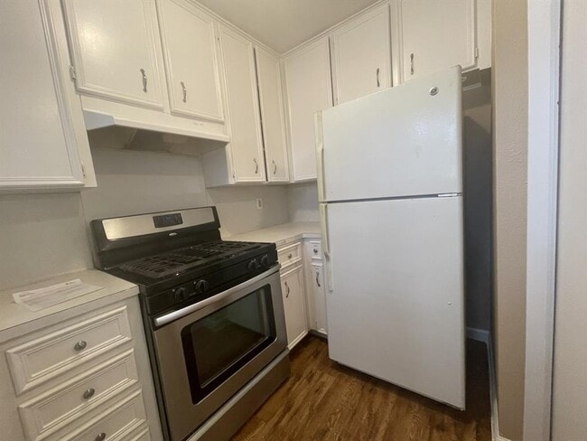 Building Photo - 8405 Fathom Cir