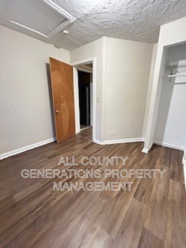 Building Photo - 16775 Libby Rd