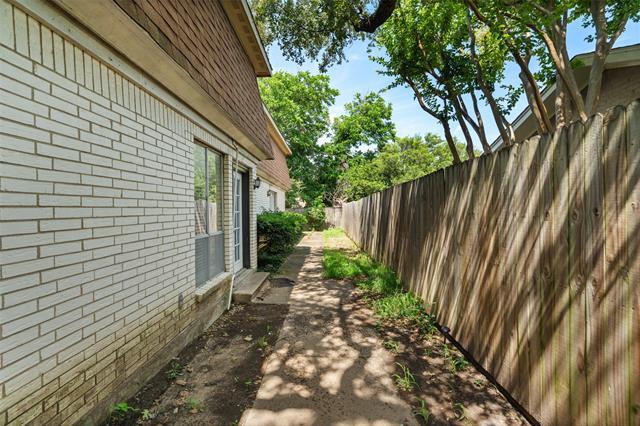 Building Photo - 10407 Pagewood Dr