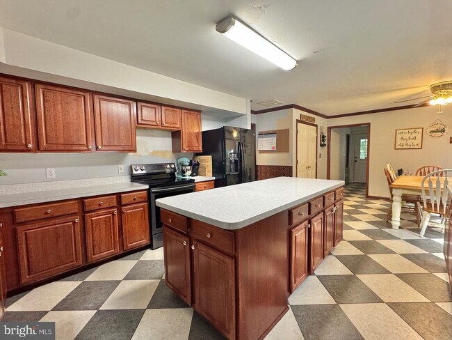 Building Photo - 6709 Towles Mill Rd