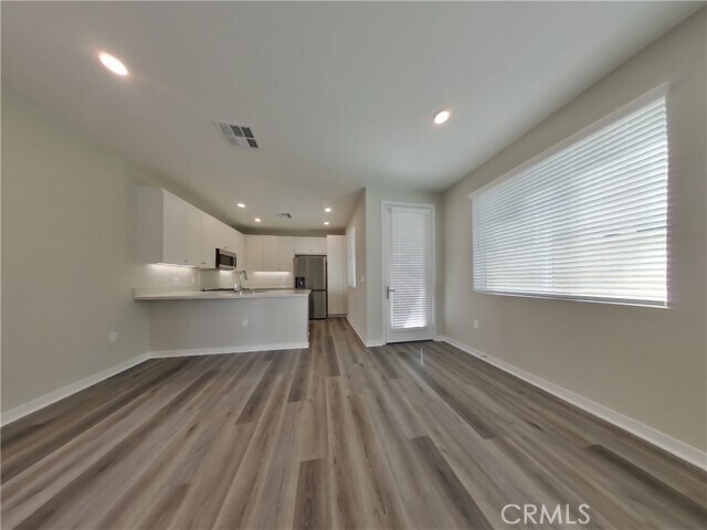 Building Photo - 31718 Luther Dr