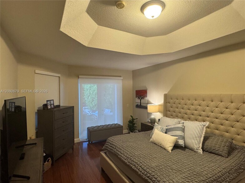Building Photo - 1150 NW 135th Ct